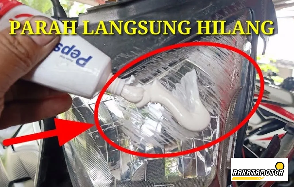 cara membersihkan mika lampu