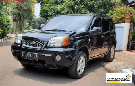 inspeksi Nissan X-Trail T30 bekas