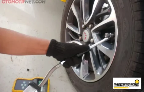 ganti angin ban mobil