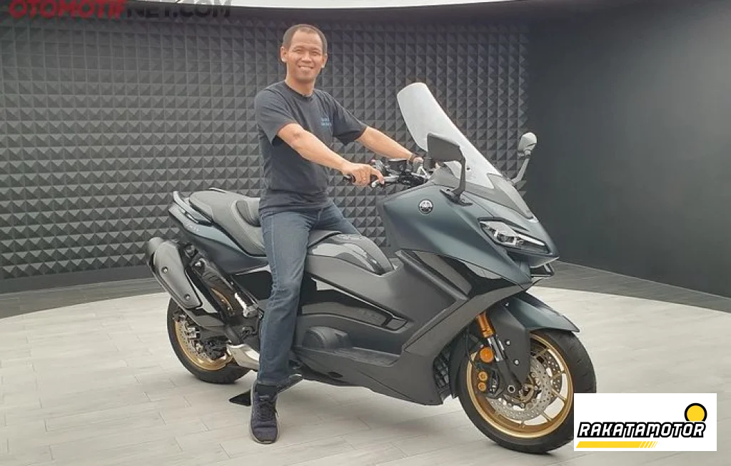 konsumsi BBM Yamaha TMAX Tech MAX